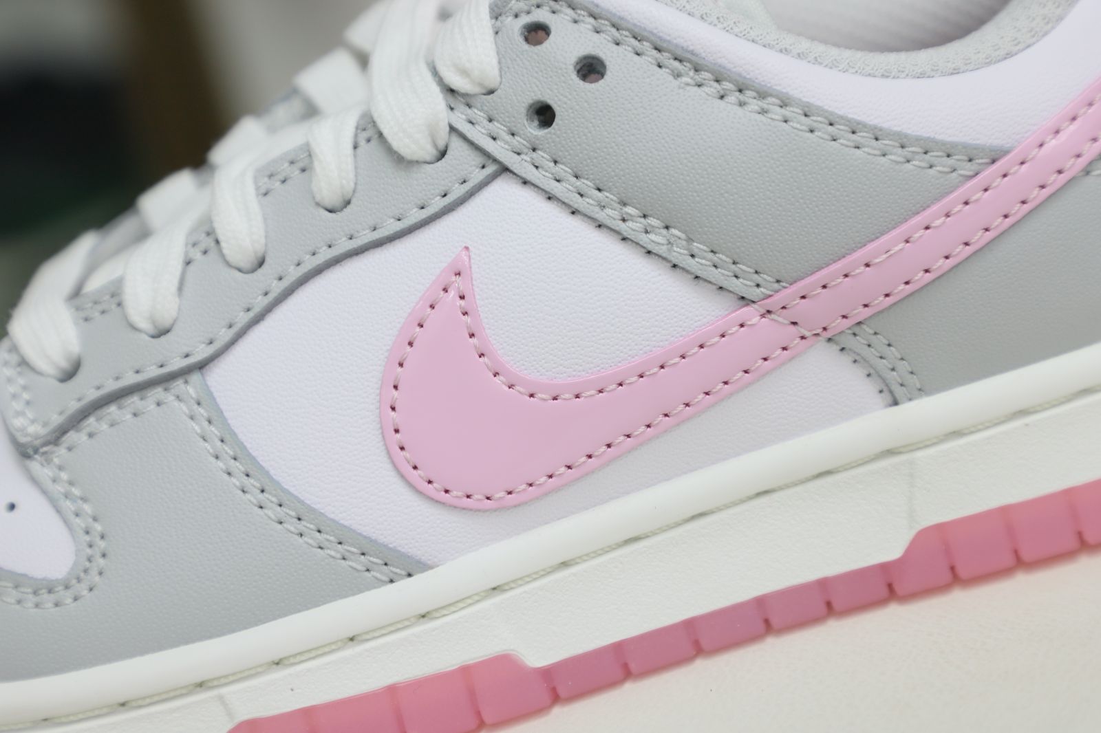 Nike Dunk Low"SummitWhite and  Pink Foam"