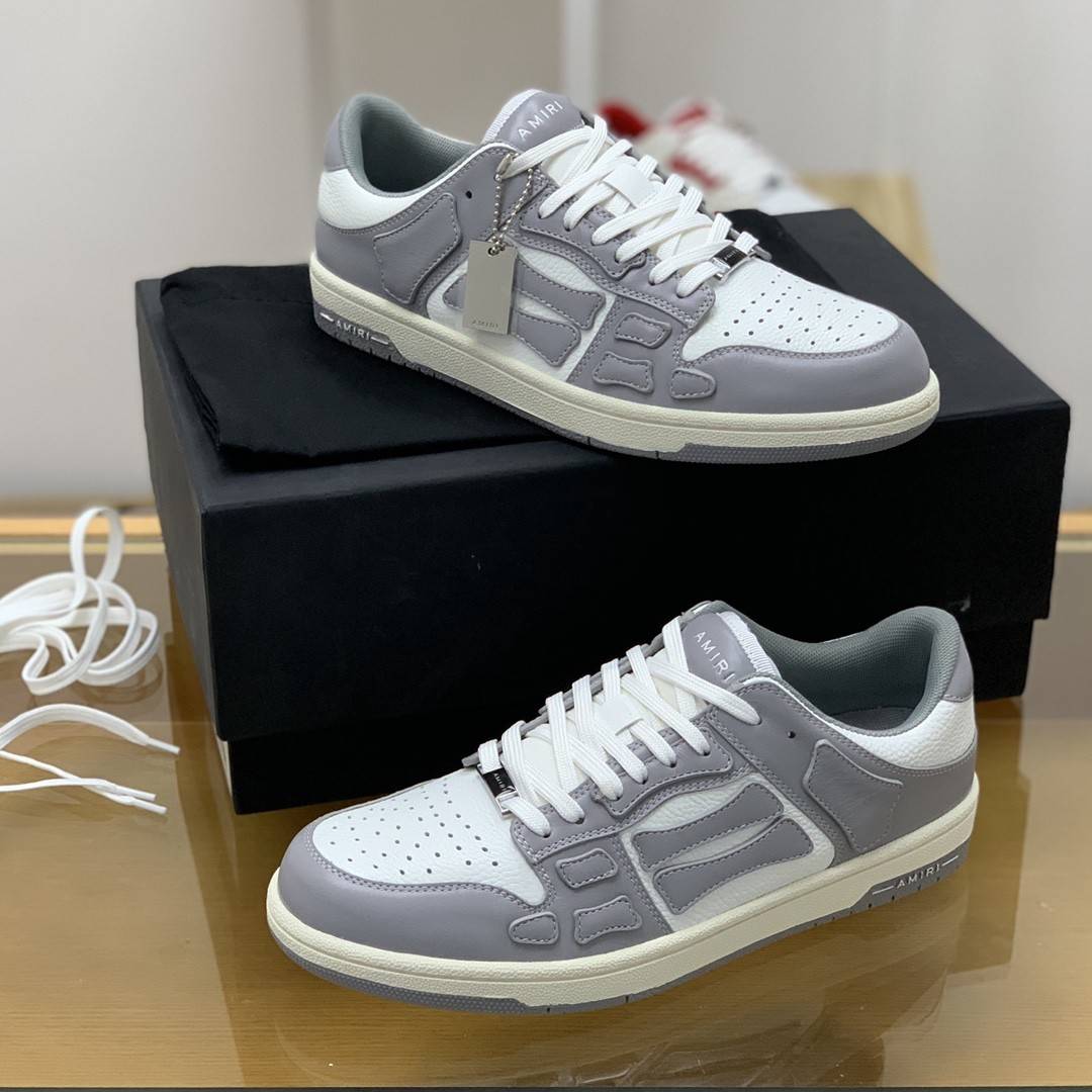 A*RI Bone Sneakers