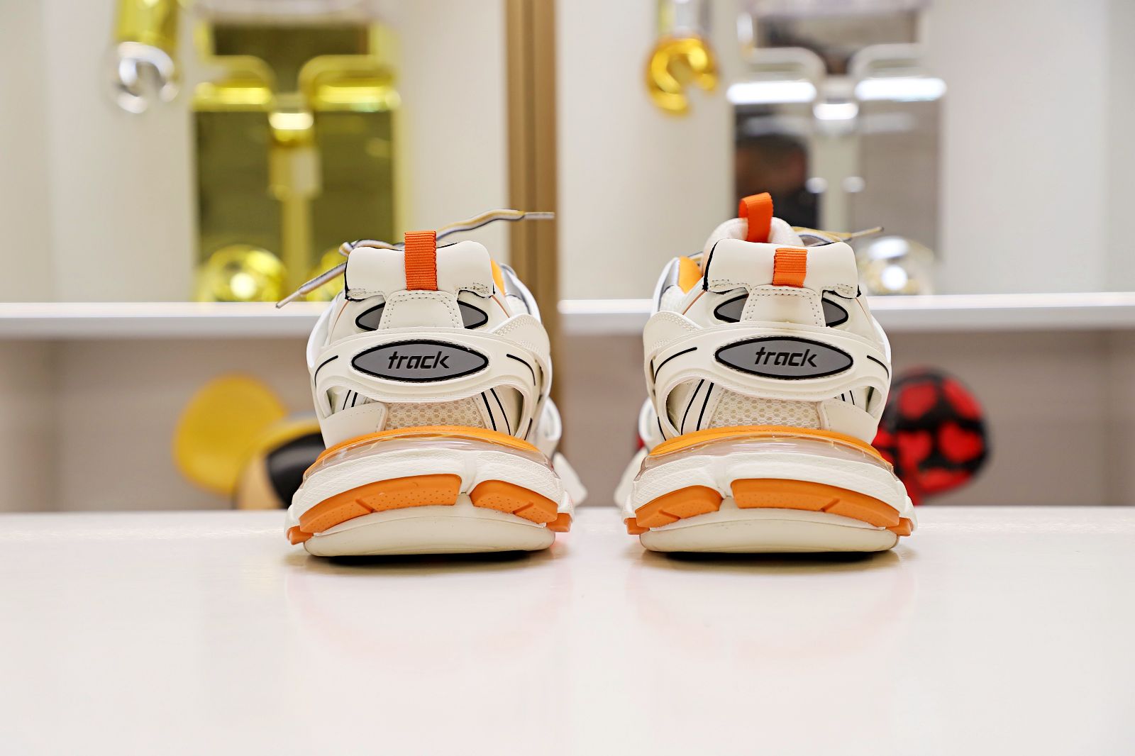 Balenciaga TRACK TRAINER WHITE ORANGE
