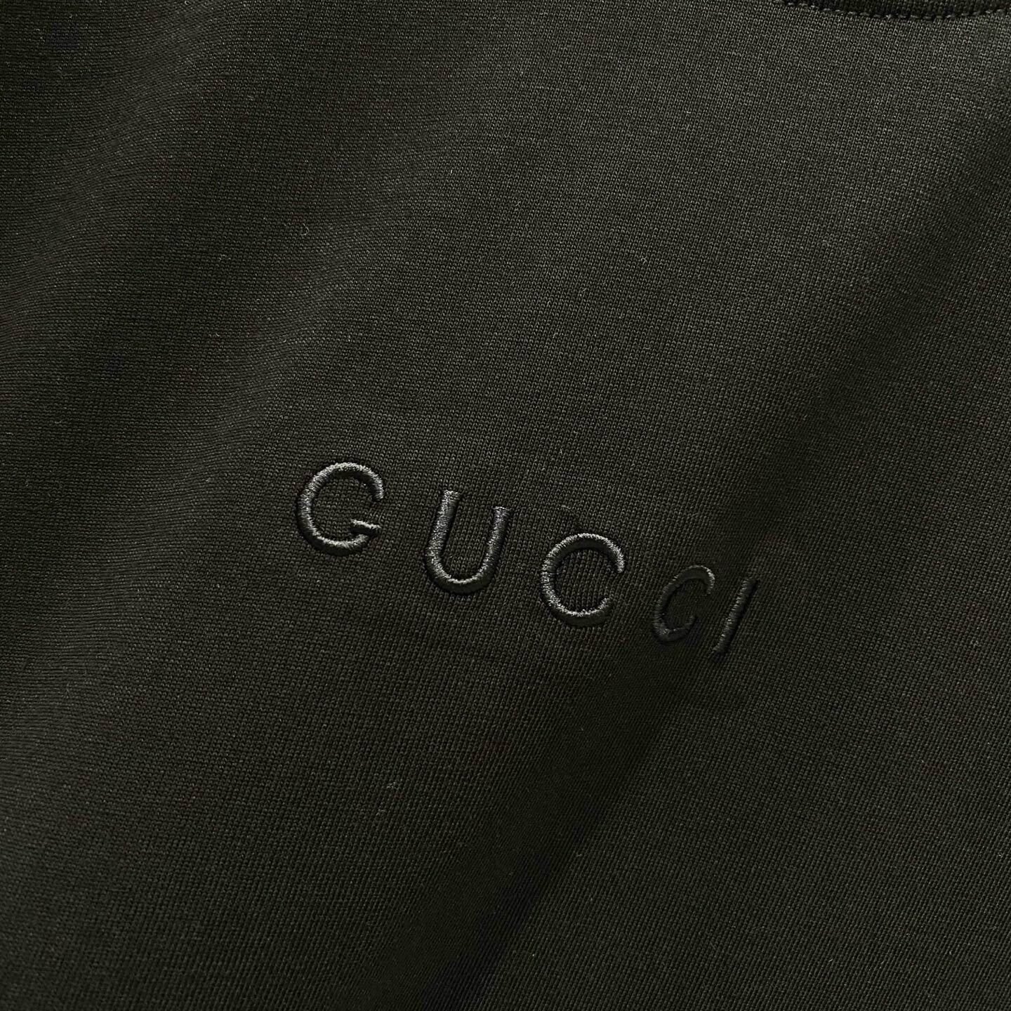 Round Neck Embroidery T Shirt