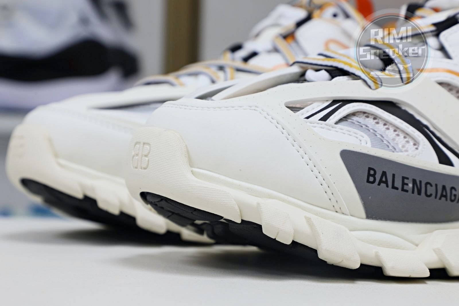 Balenciaga BLGA  Track（LED）