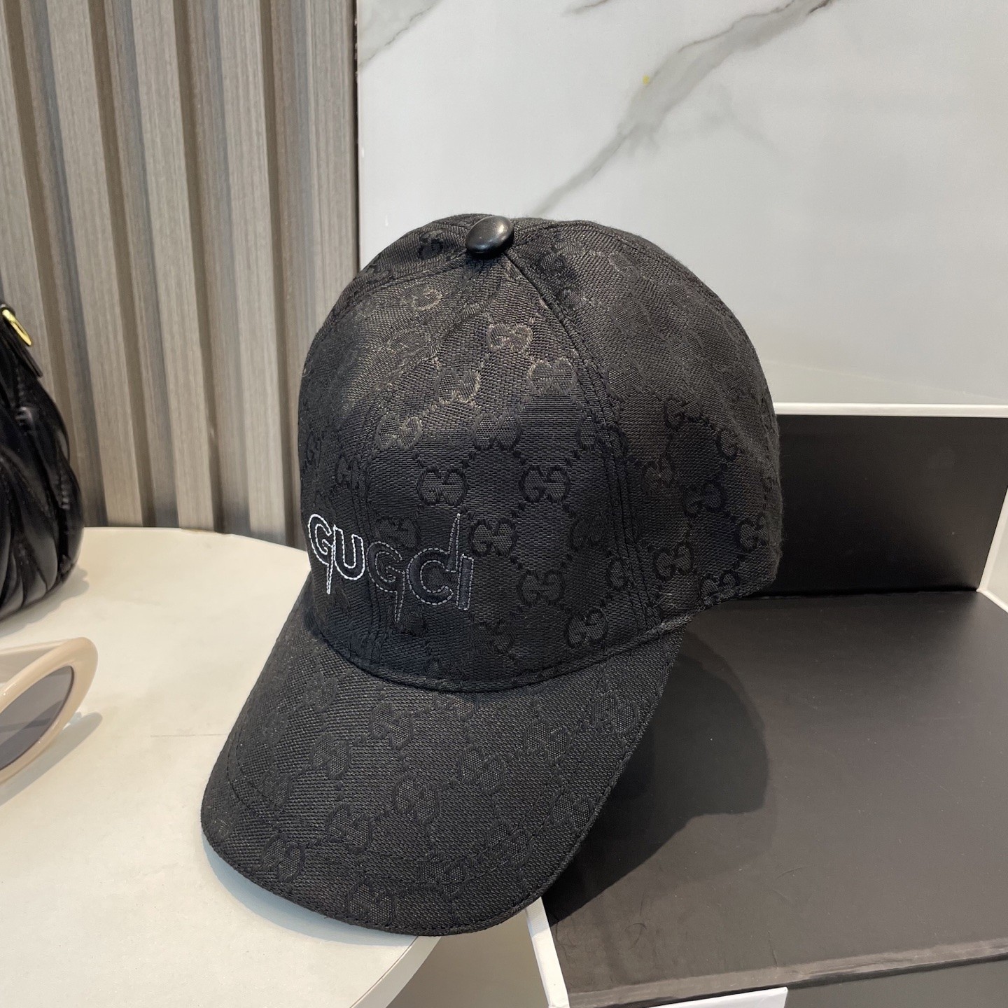 [#4931] G*u*i baseball cap peaked c ap hat