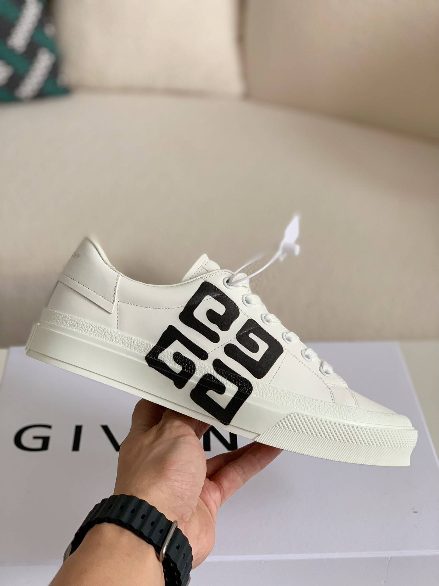 Givenchy new arrival Sneakers