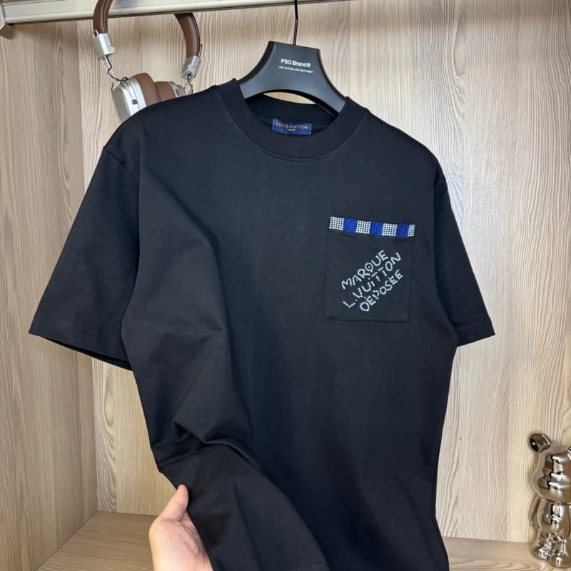 Chest Pocket Embroidery Letter T-shirt