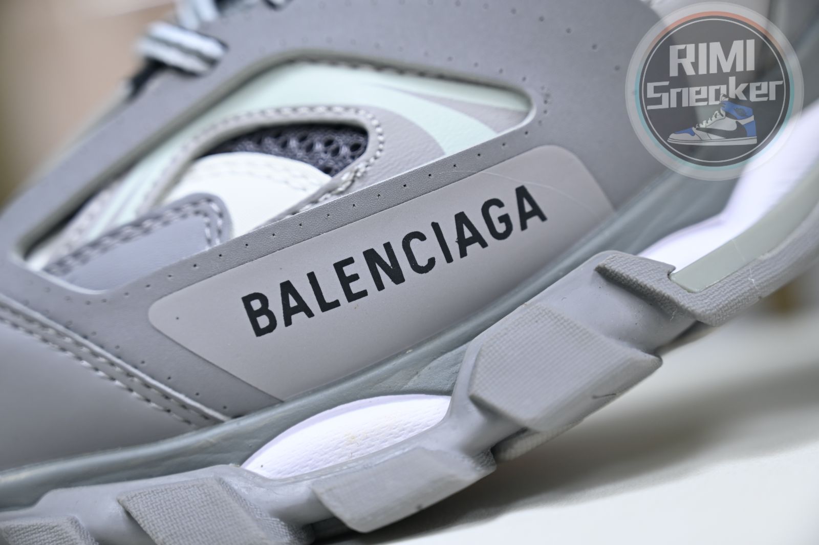 Balenciaga BLGA Track(LED)