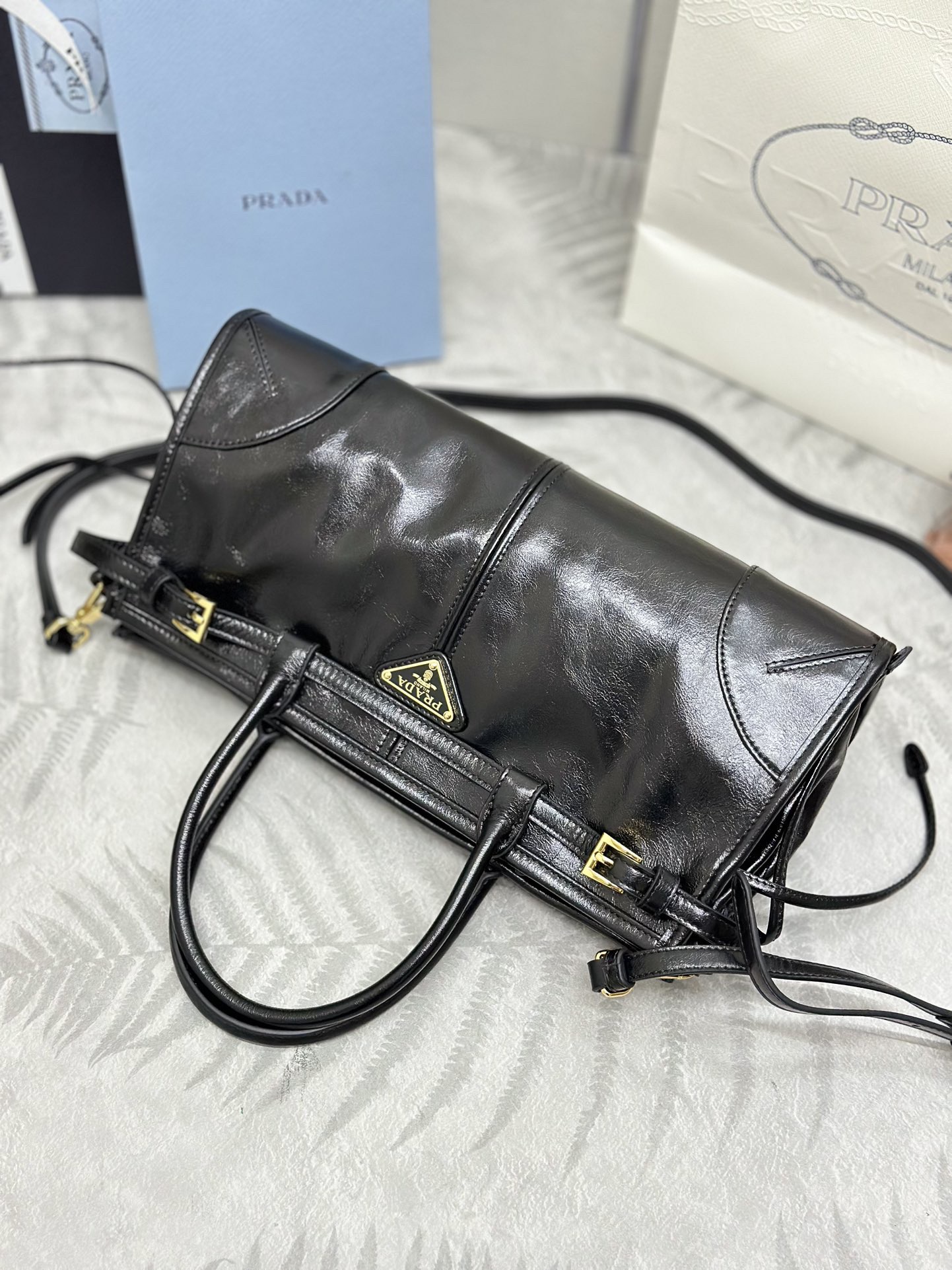 Pr*a Bonnie medium leather handbag