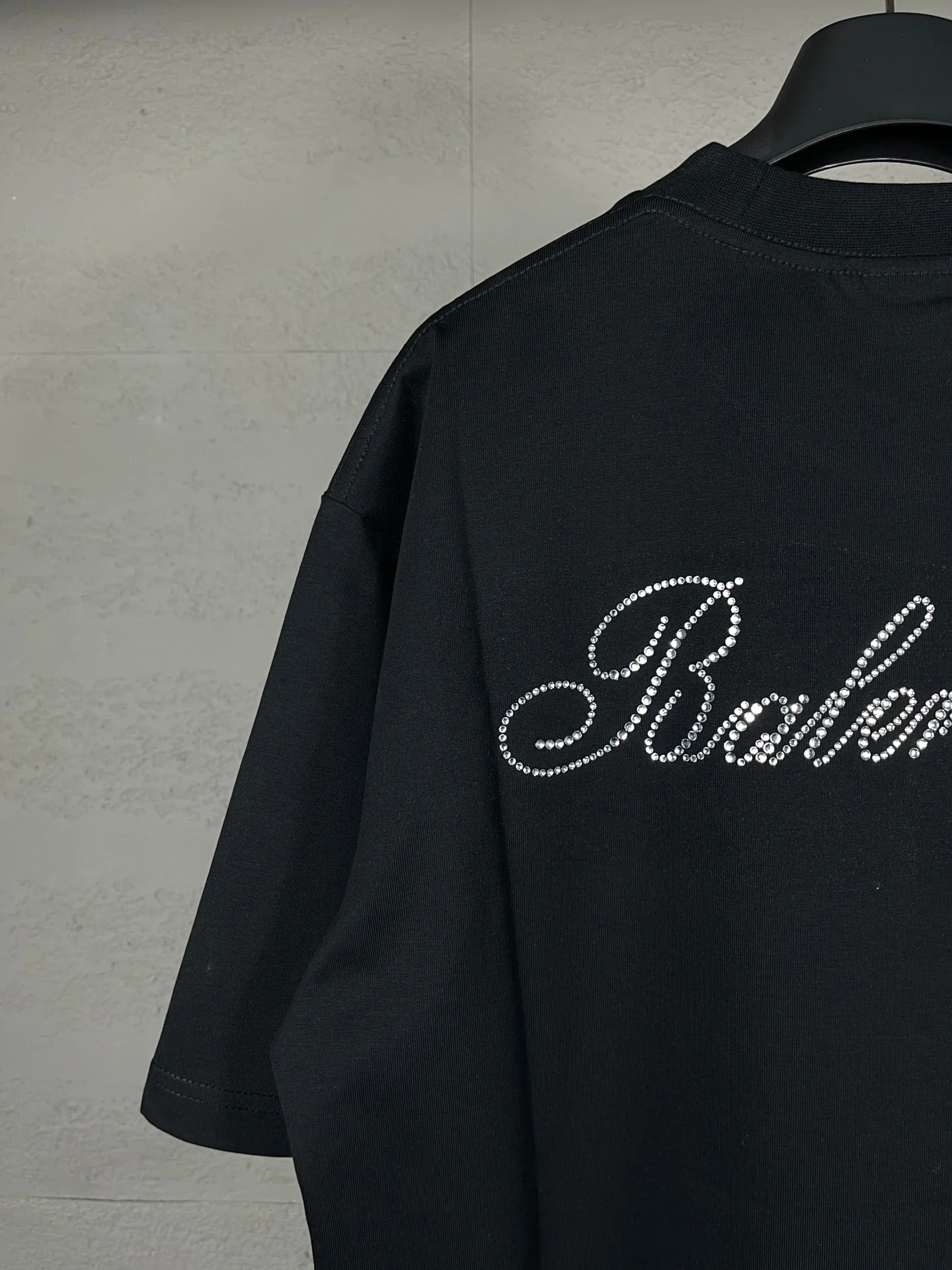 Di*m*nd letters t shirt