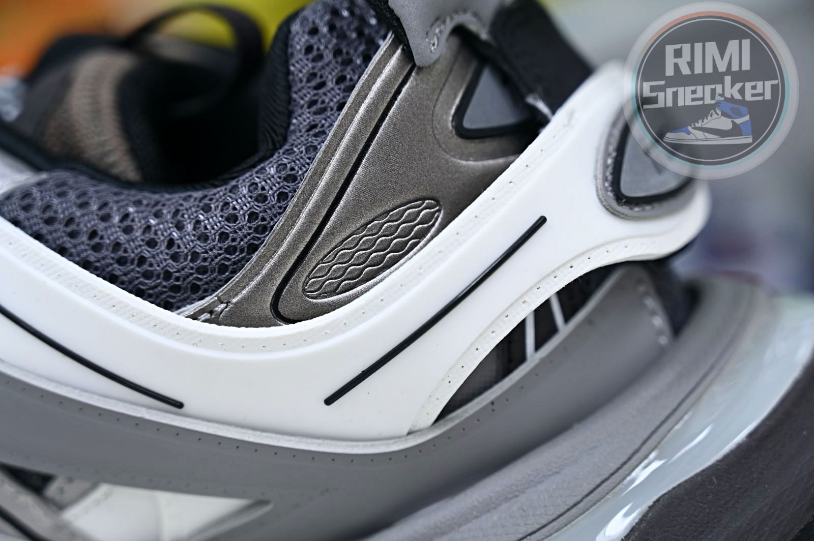 Balenciaga BLGA Track(LED)