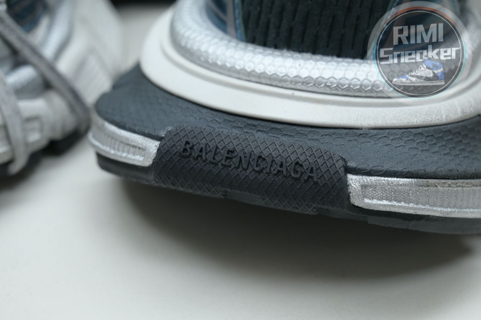 Balenciaga BLGA