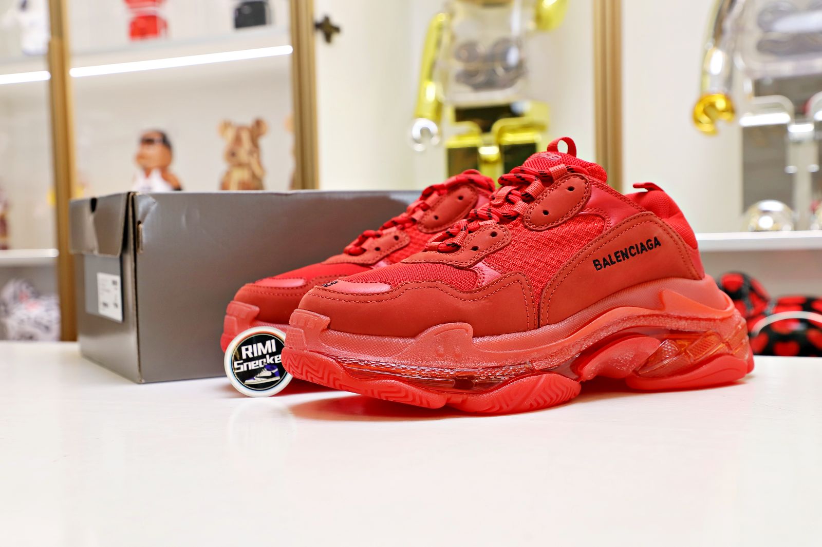 Balenciaga  TRIPLE S RED
