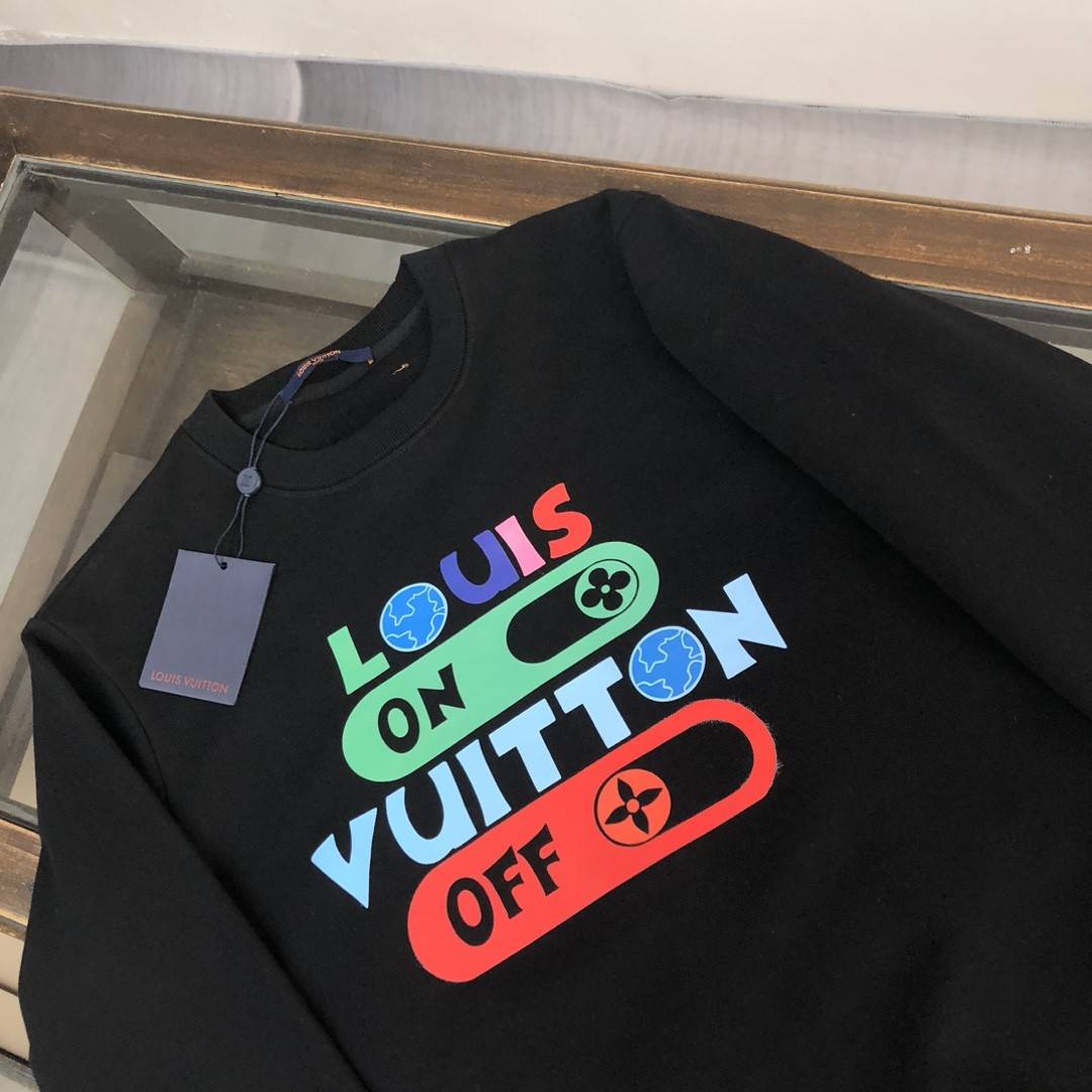 Louis Vuitton 2023 new autumn and winter couples style round neck sweatshirt