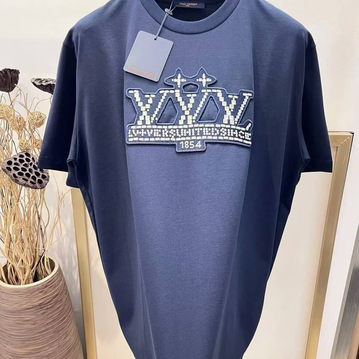 casual 3d Di*m*nd-embroidered t-shirt