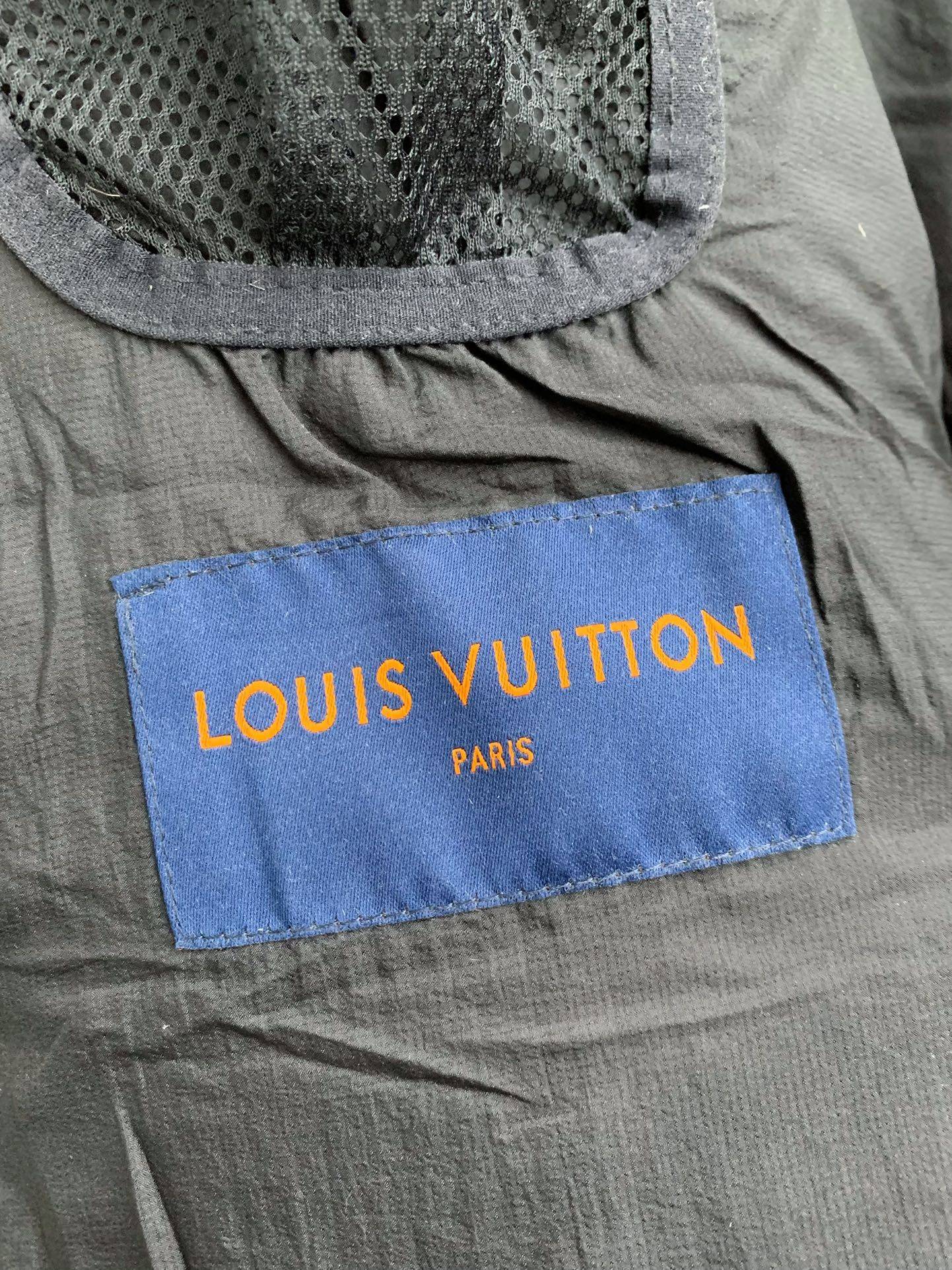 Louis Vuitton 24S warm color changing fabric men