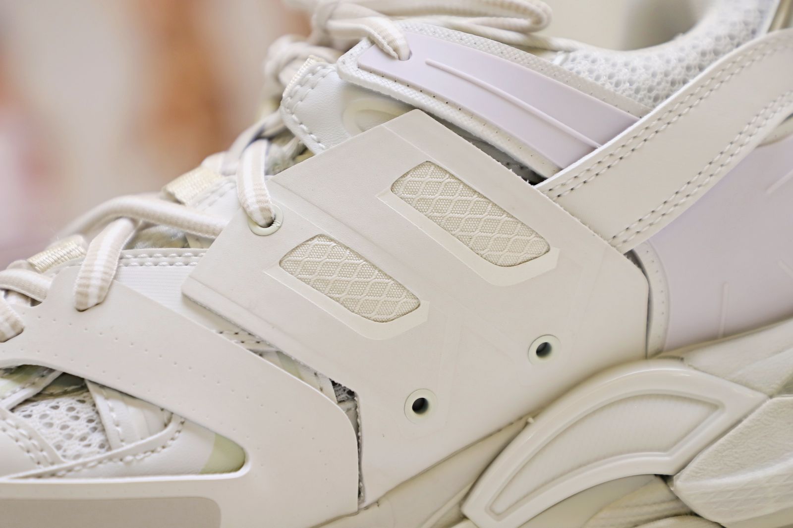 Balenciaga TRACK TRAINER WHITE