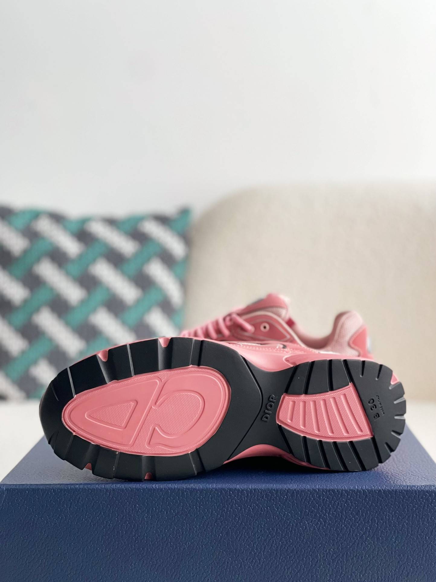 D*OR B30 New Sneaker