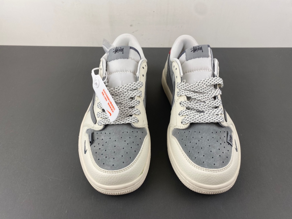 Travis Scott x Fragment Design x Jordan Air Jordan 1 Low OG SP AJ-SJ2068-130