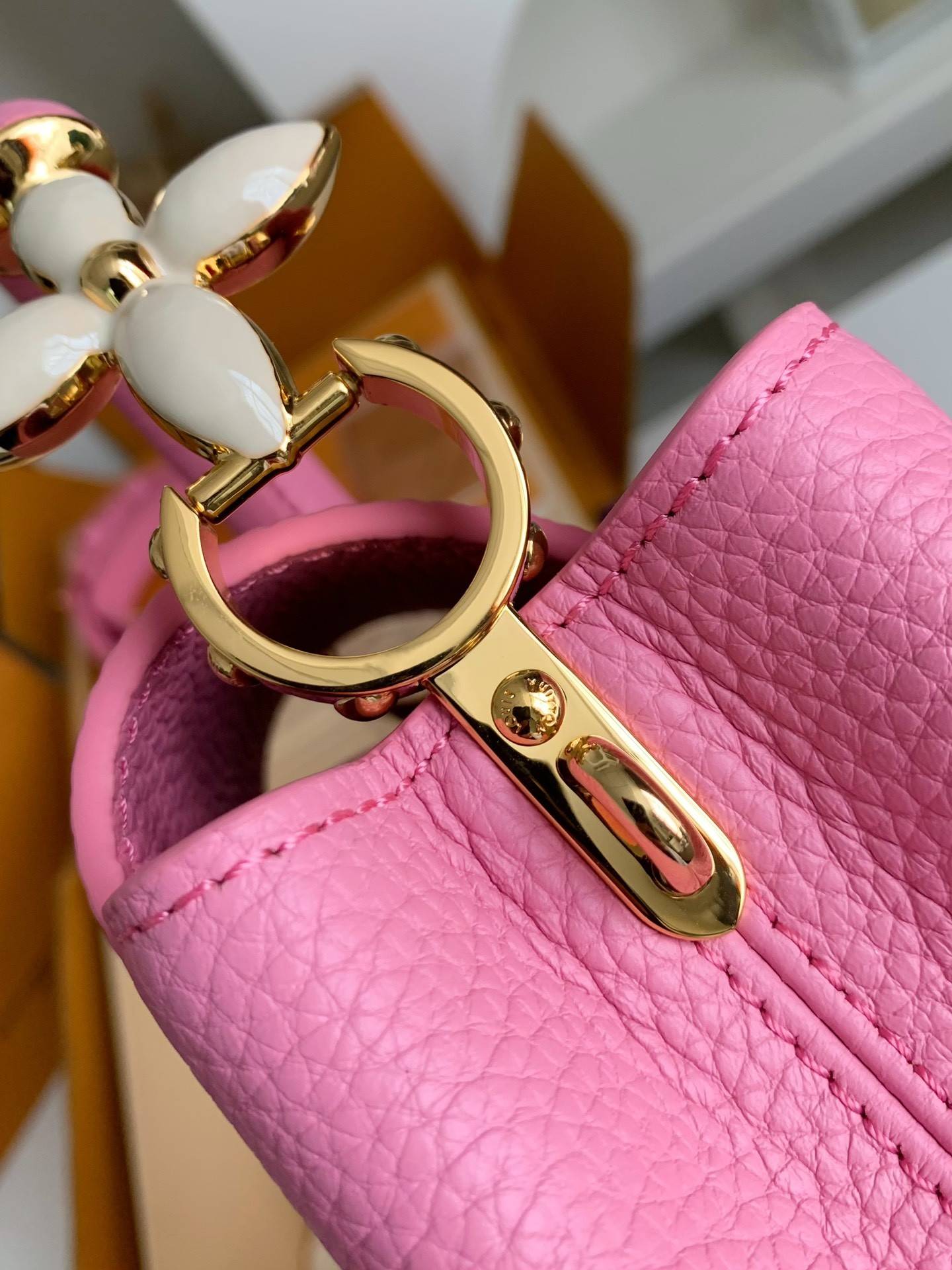 L*V Capucines BB Handbags Size:21*14*8cm