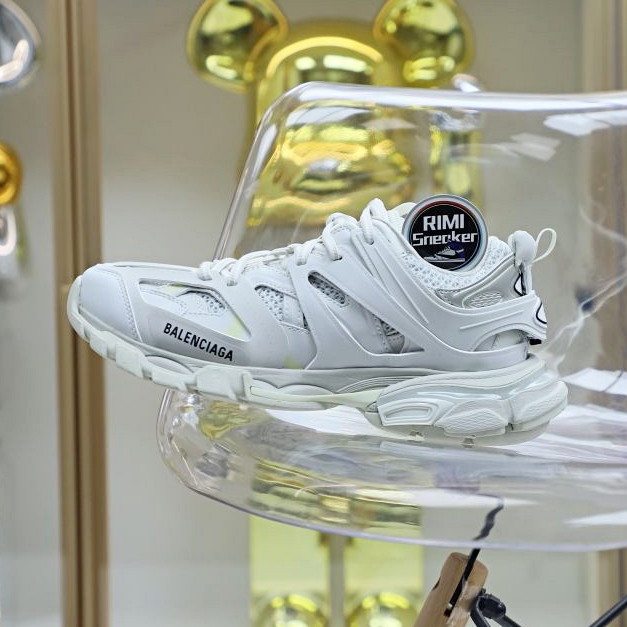 Balenciaga BLGA Track(LED)