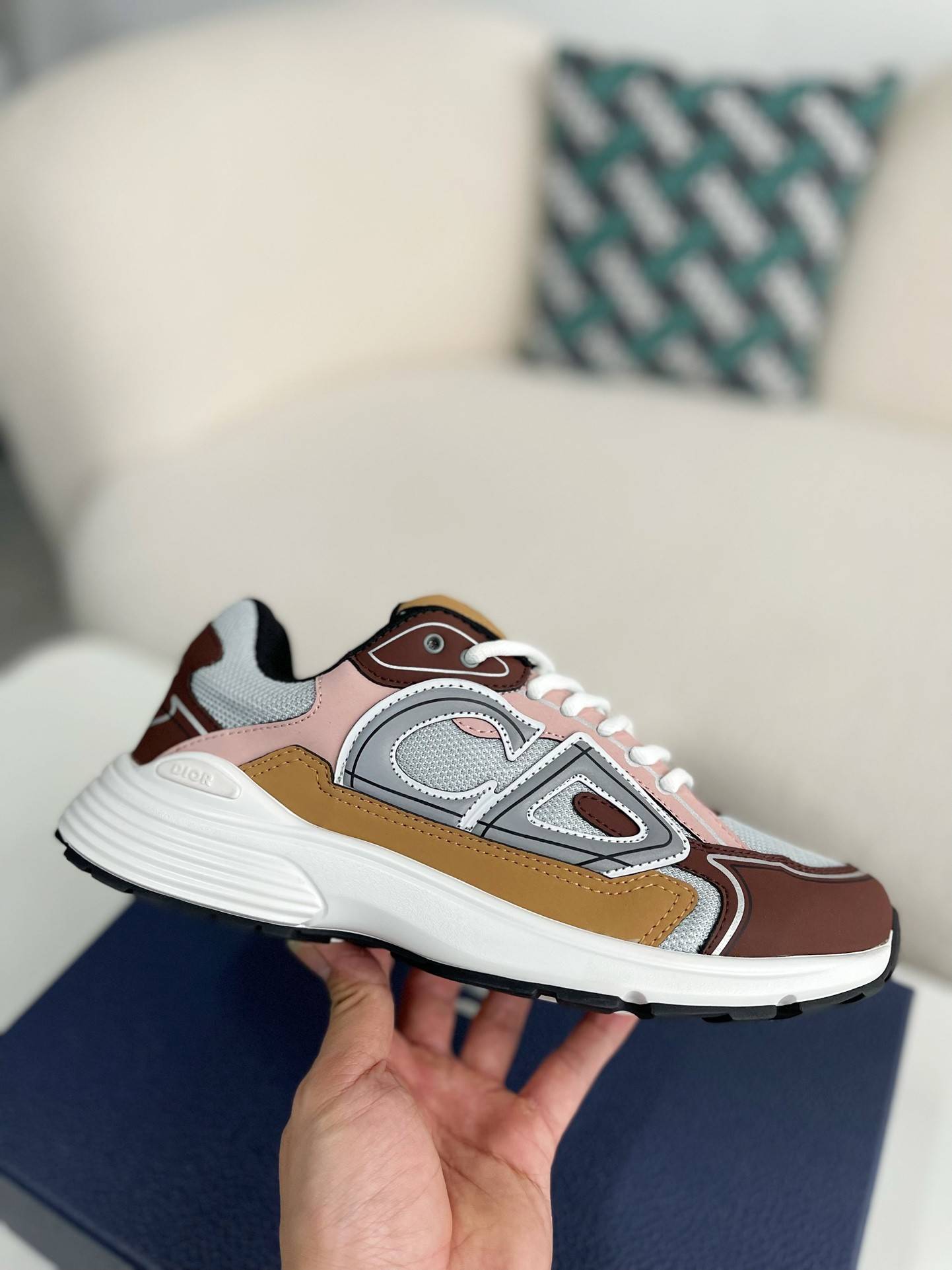 D*OR B30 New Sneaker