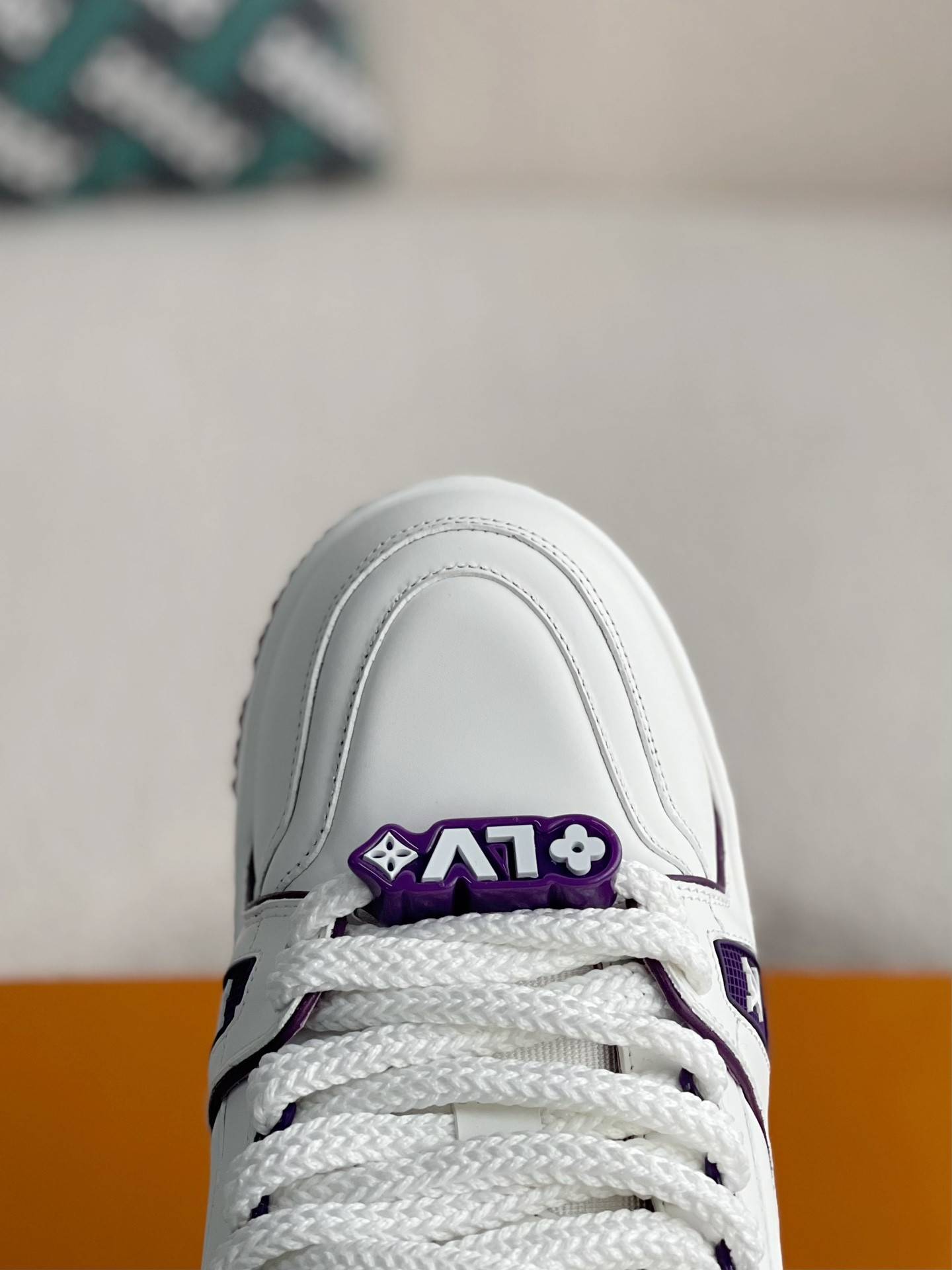 L*V TRAINER MAXI  SNEAKERS