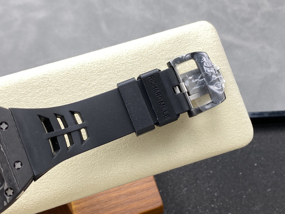 Richard Miller RM66 Gold Finger Devil