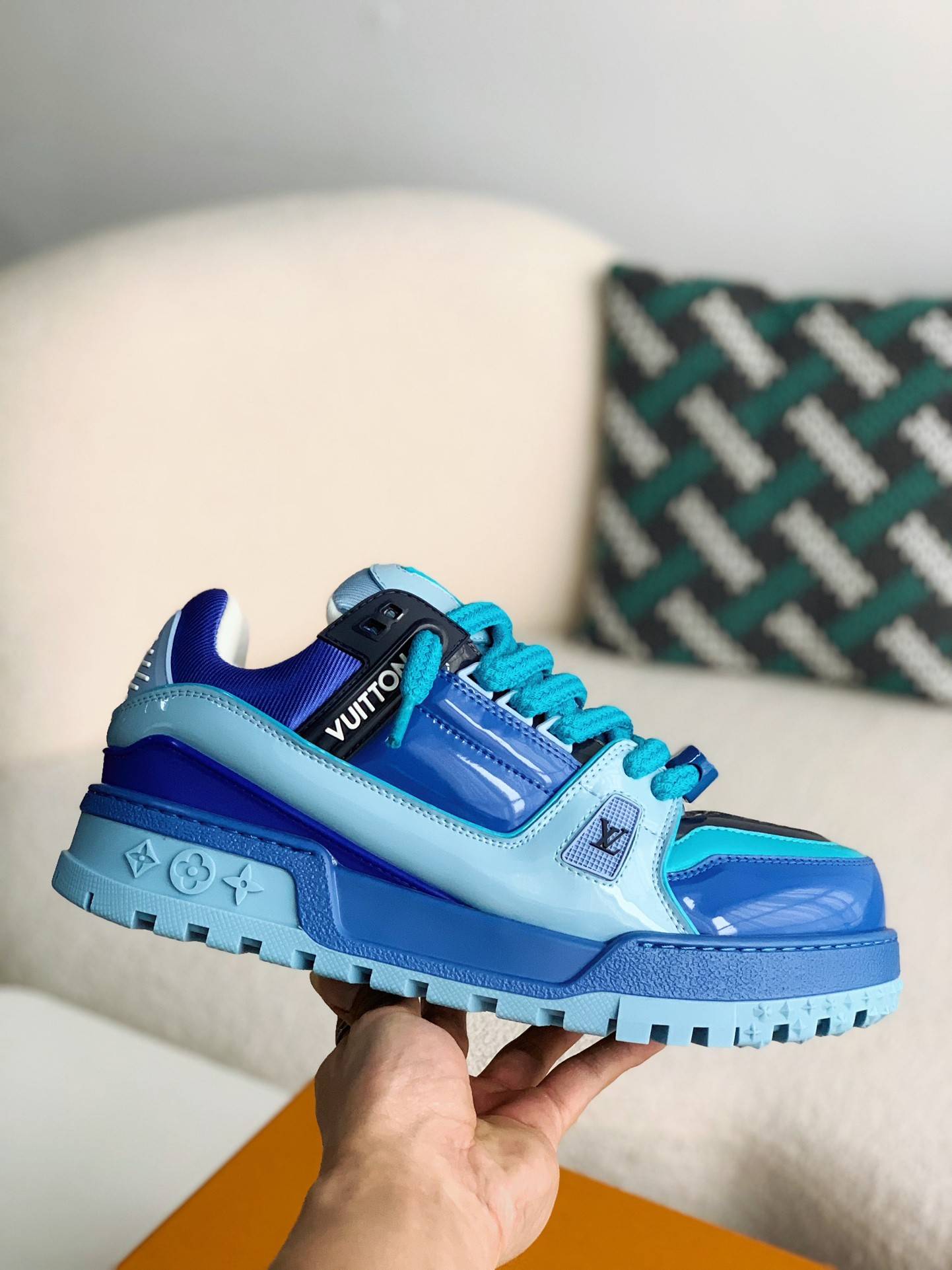 L*V TRAINER MAXI  SNEAKERS