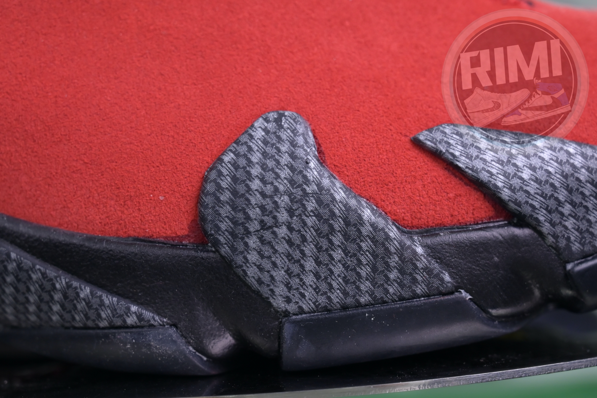 Jordan Air Jordan 14 Retro Ferrari