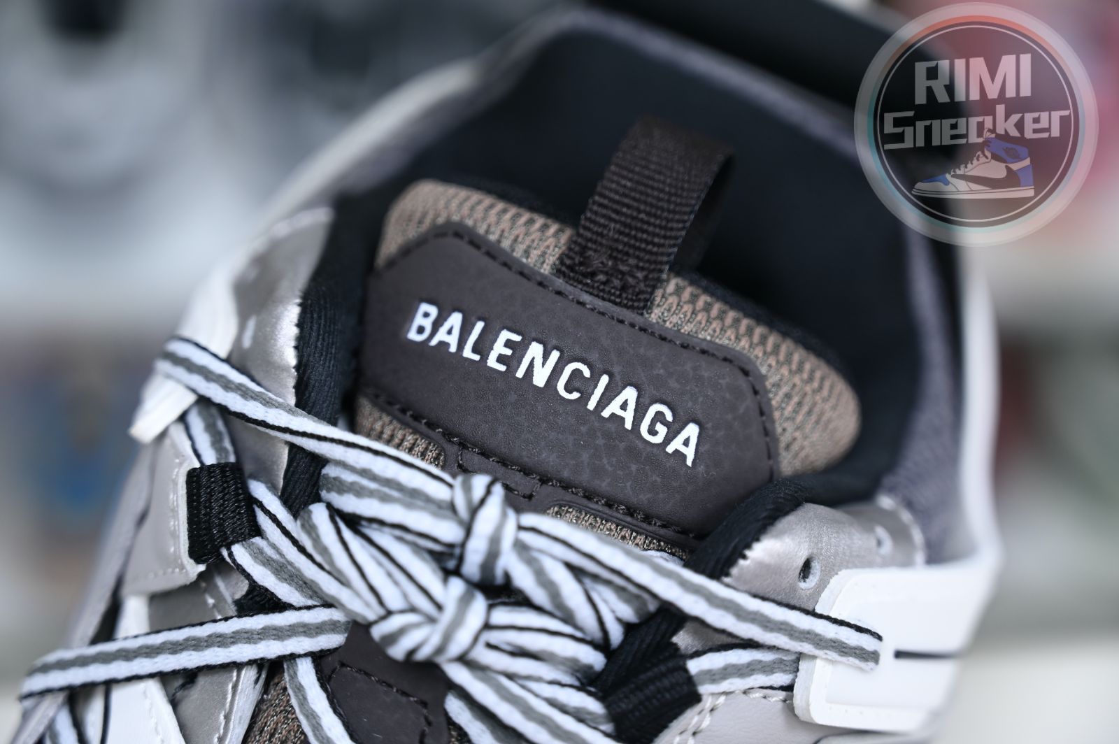Balenciaga BLGA Track(LED)