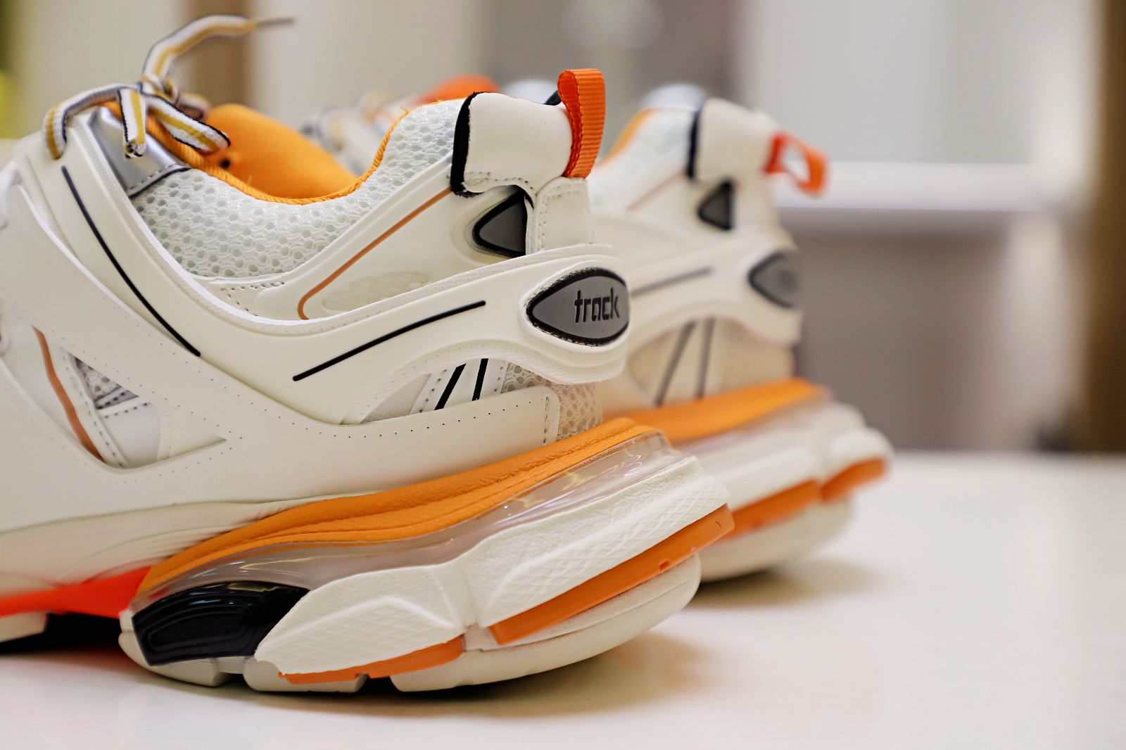 Balenciaga TRACK TRAINER WHITE ORANGE
