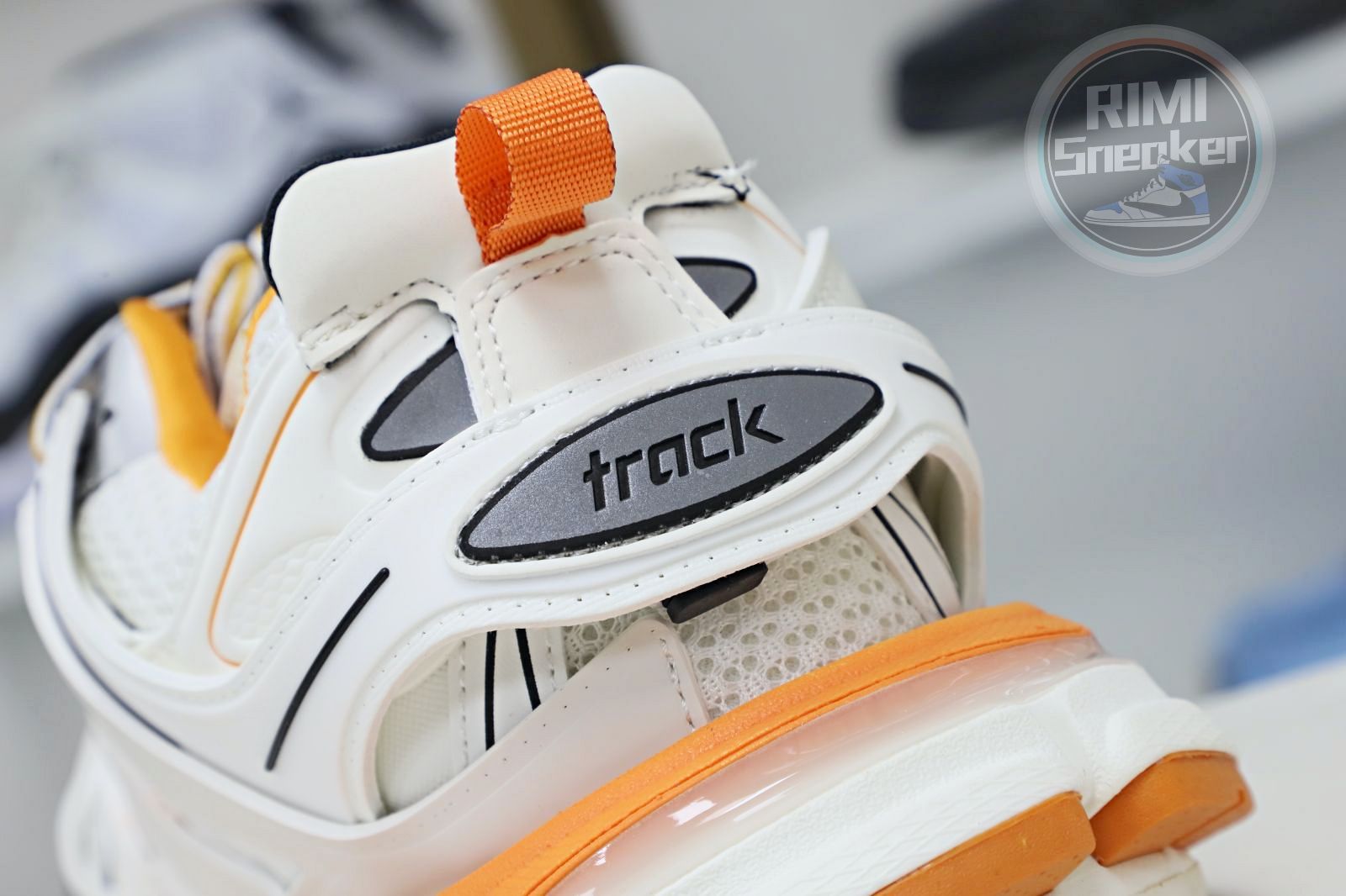 Balenciaga BLGA  Track（LED）