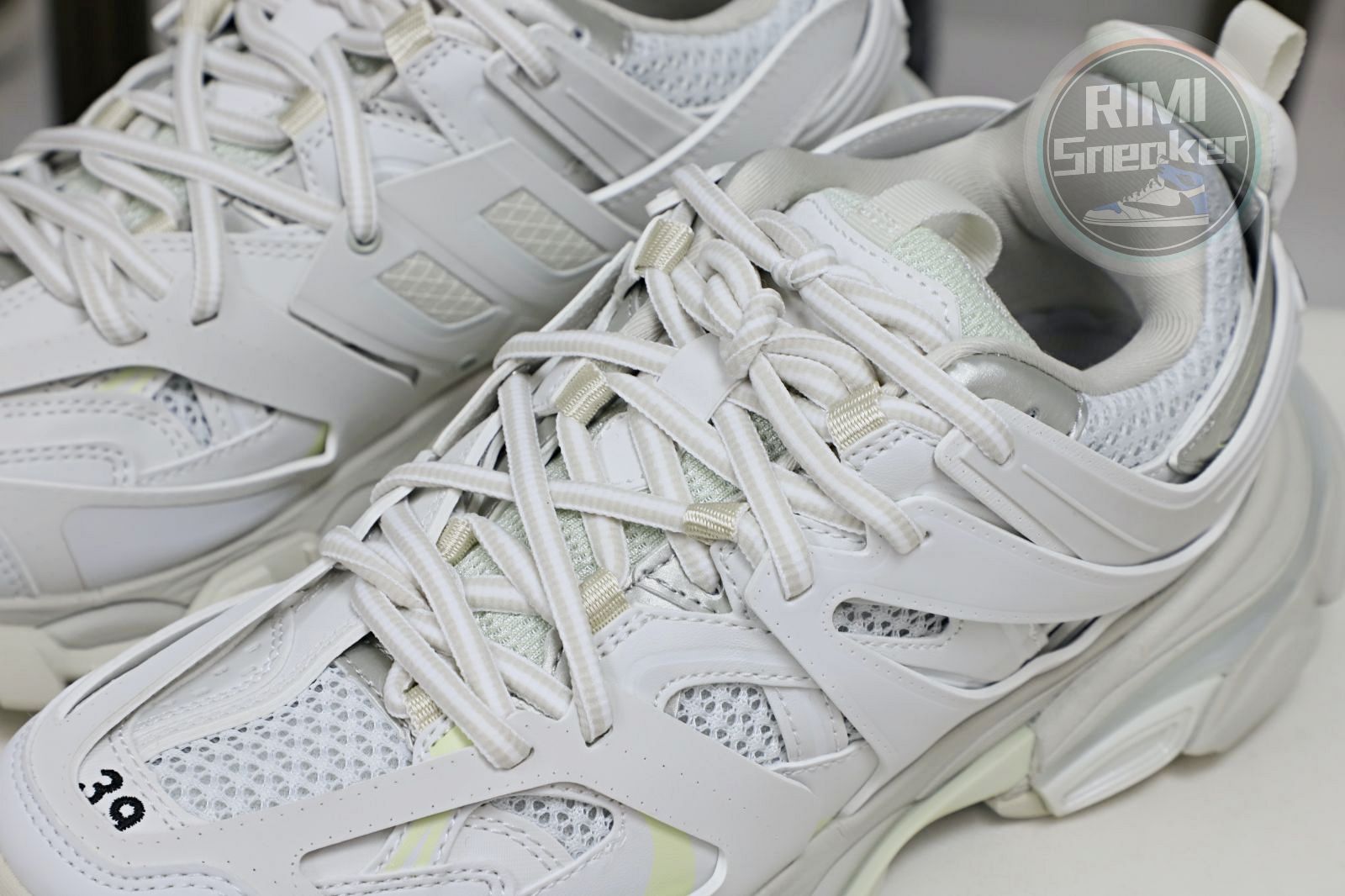 Balenciaga BLGA  Track（LED）