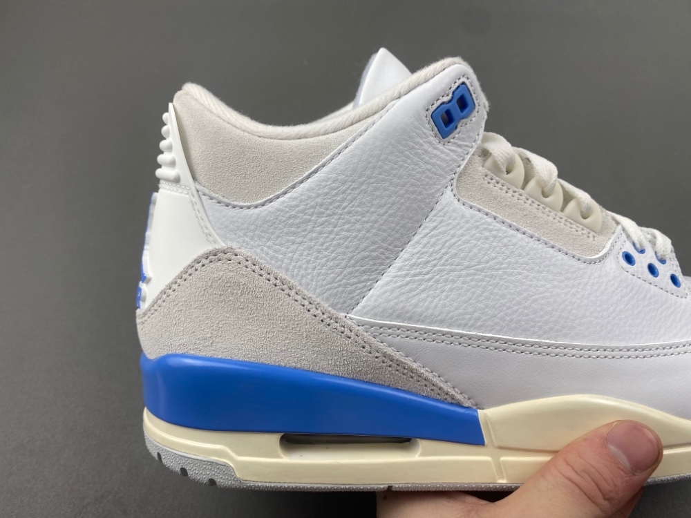 Air Jordan 3 “Lucky Shorts” UNC CT8532-101