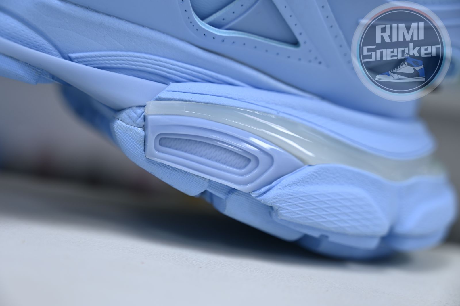 Balenciaga  BLGA  Track（LED）