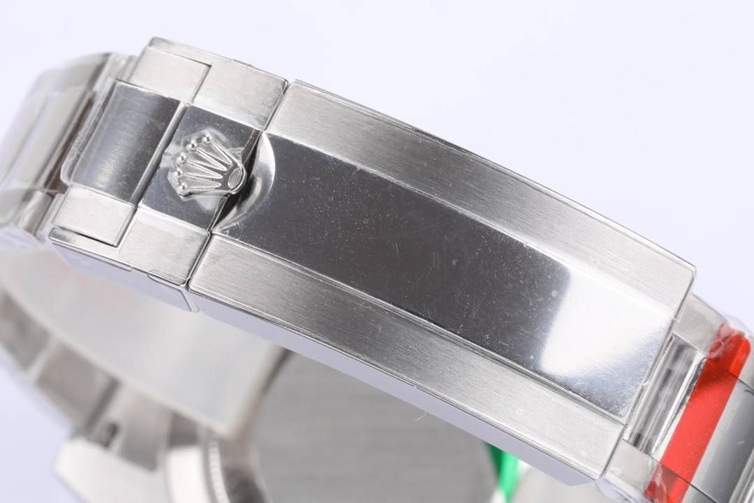 Rolex Submariner 41 Series Men