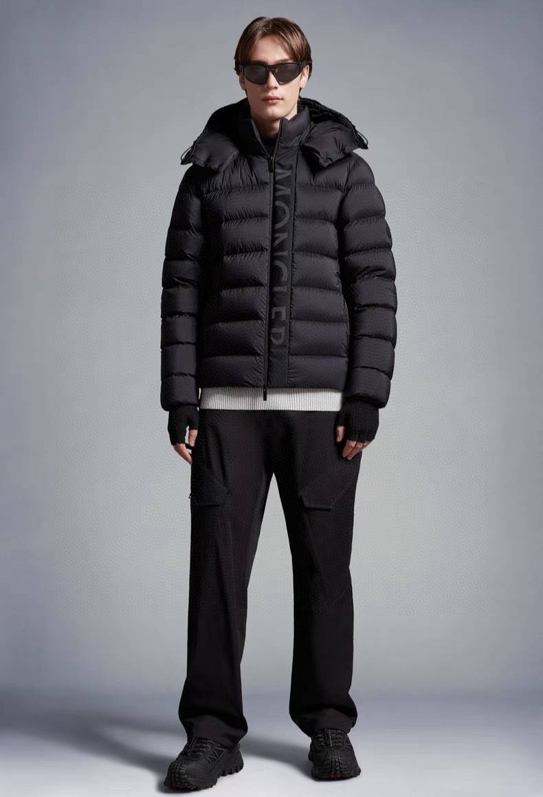 Moncler Short  men''s down jacket