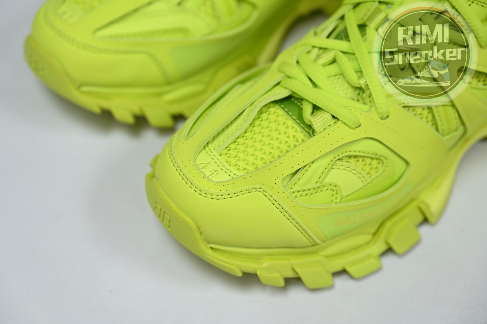 Balenciaga BLGA Track(LED)