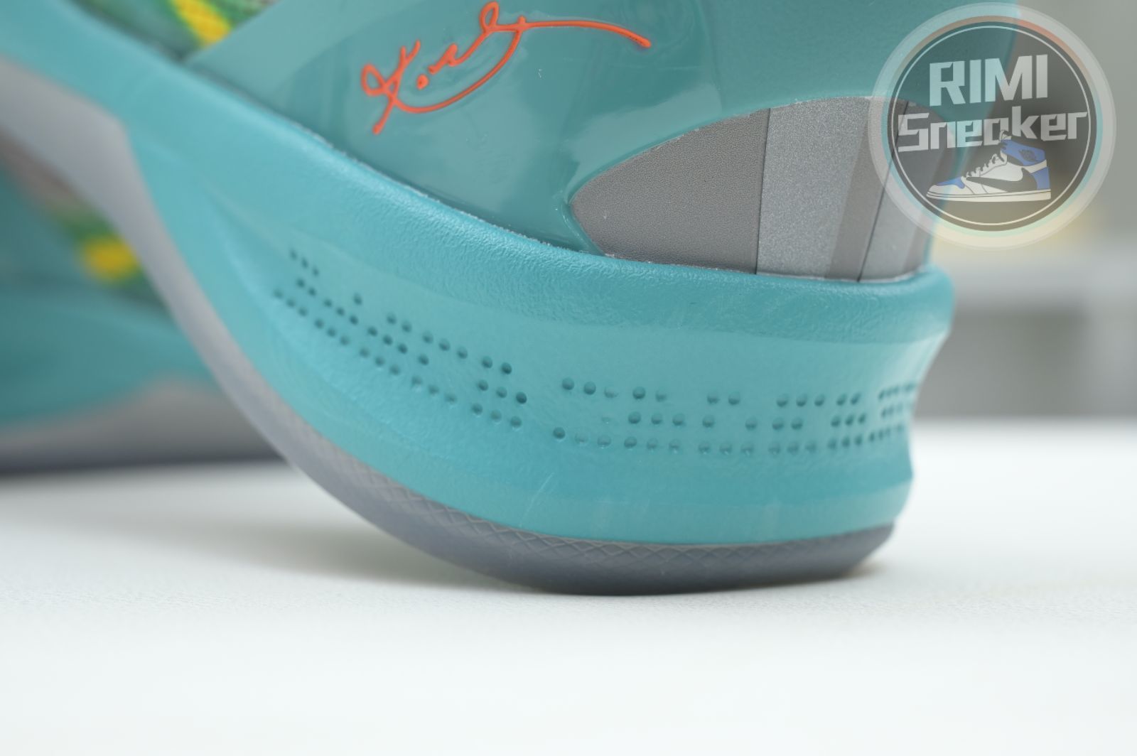 Nike Kobe 8 Protro“Venice Beach”  2024