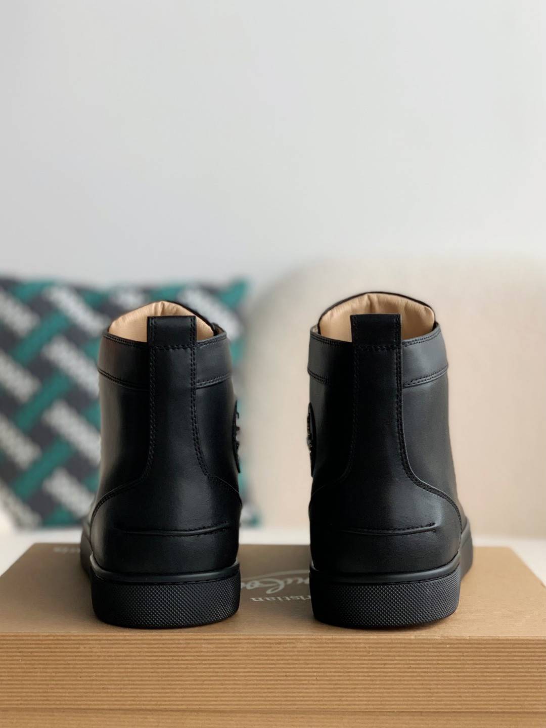 Christian Louboutin Sneakers High