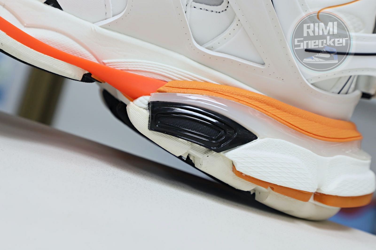 Balenciaga BLGA  Track（LED）