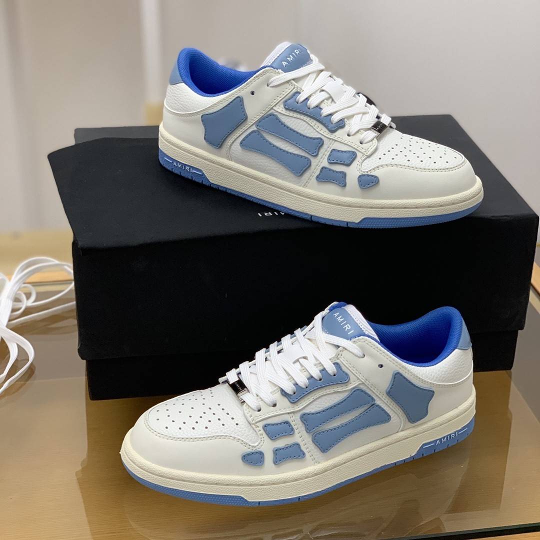 A*RI Bone Sneakers