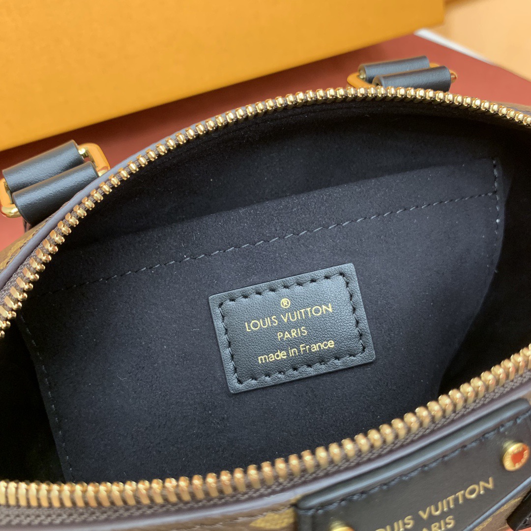 L*V 20 speedy trunk M13146