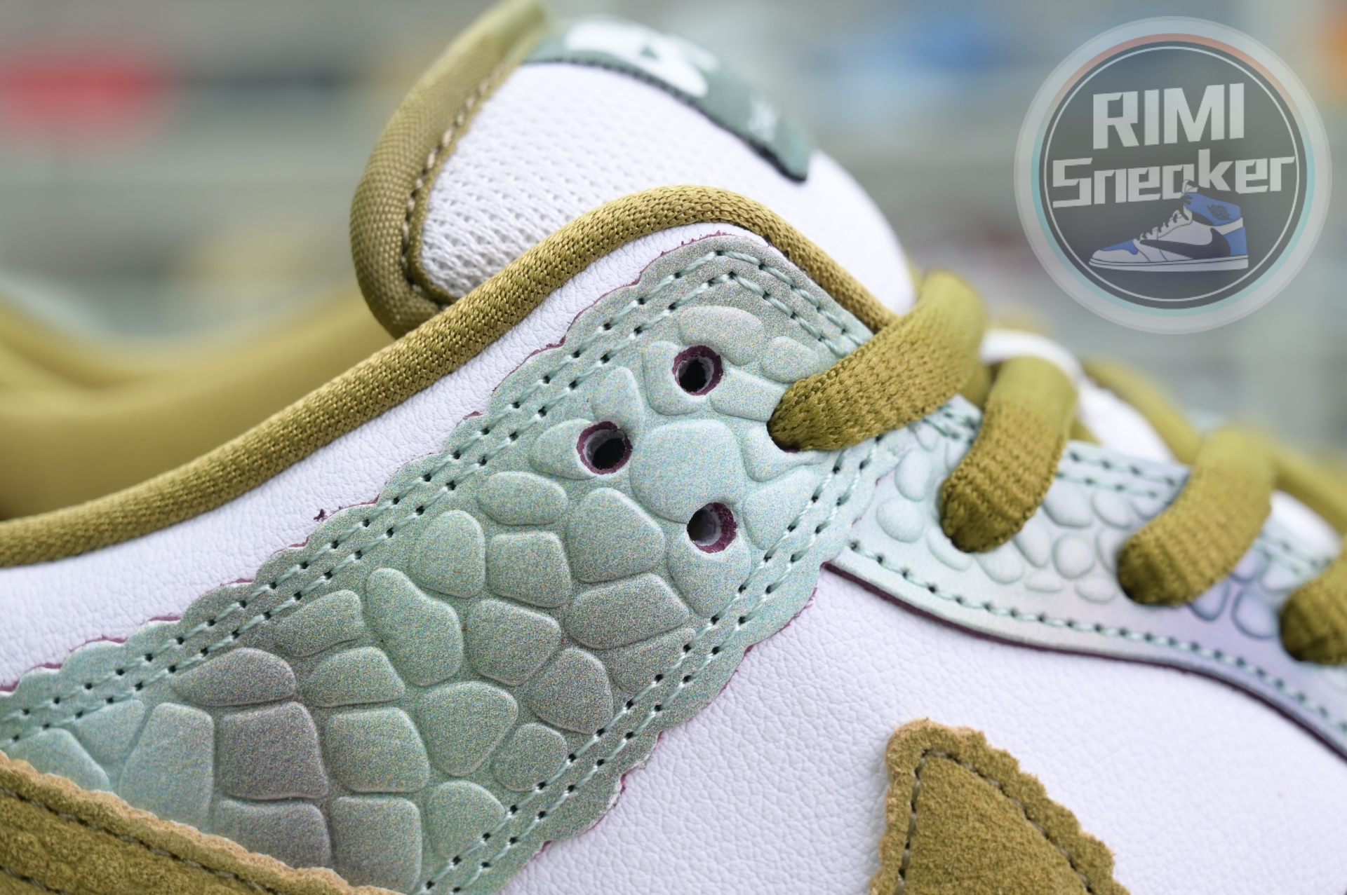 Alexis Sablone x Nike Dunk SB Low