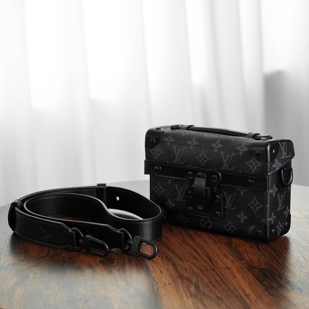 L*V SOUL TRUNK  15 x 7 x 19 cm