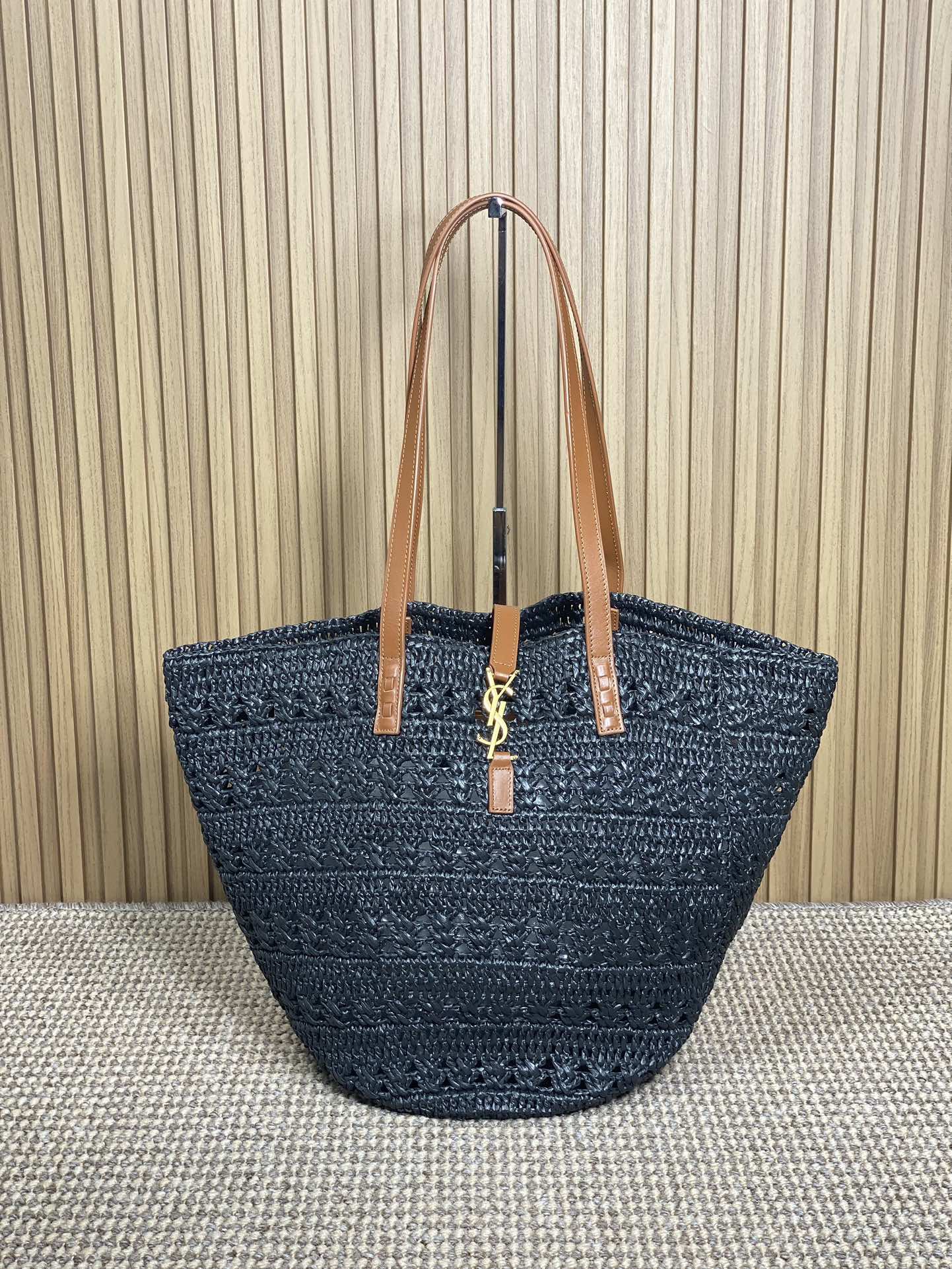 YSL straw tote basket, pure handmade. 685618 Size: 55*31*28cm