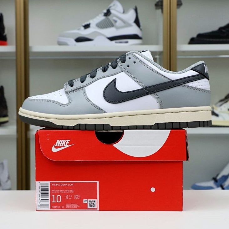Nike Dunk Low  Light Smoke Grey