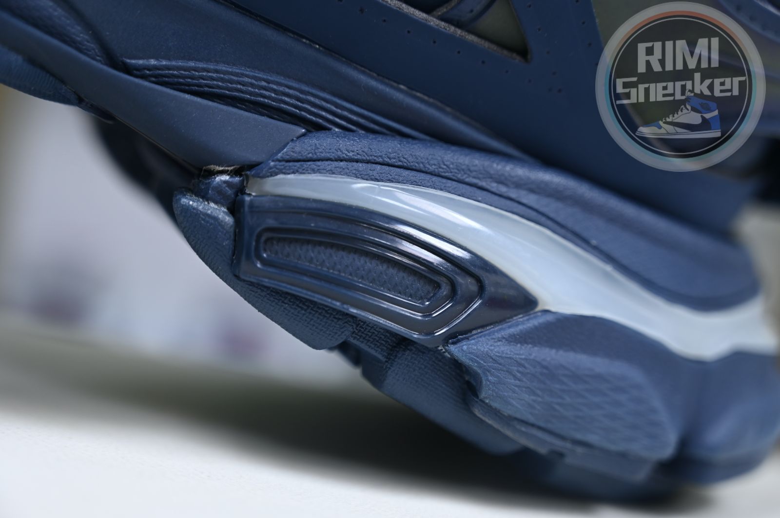 Balenciaga BLGA Track(LED)