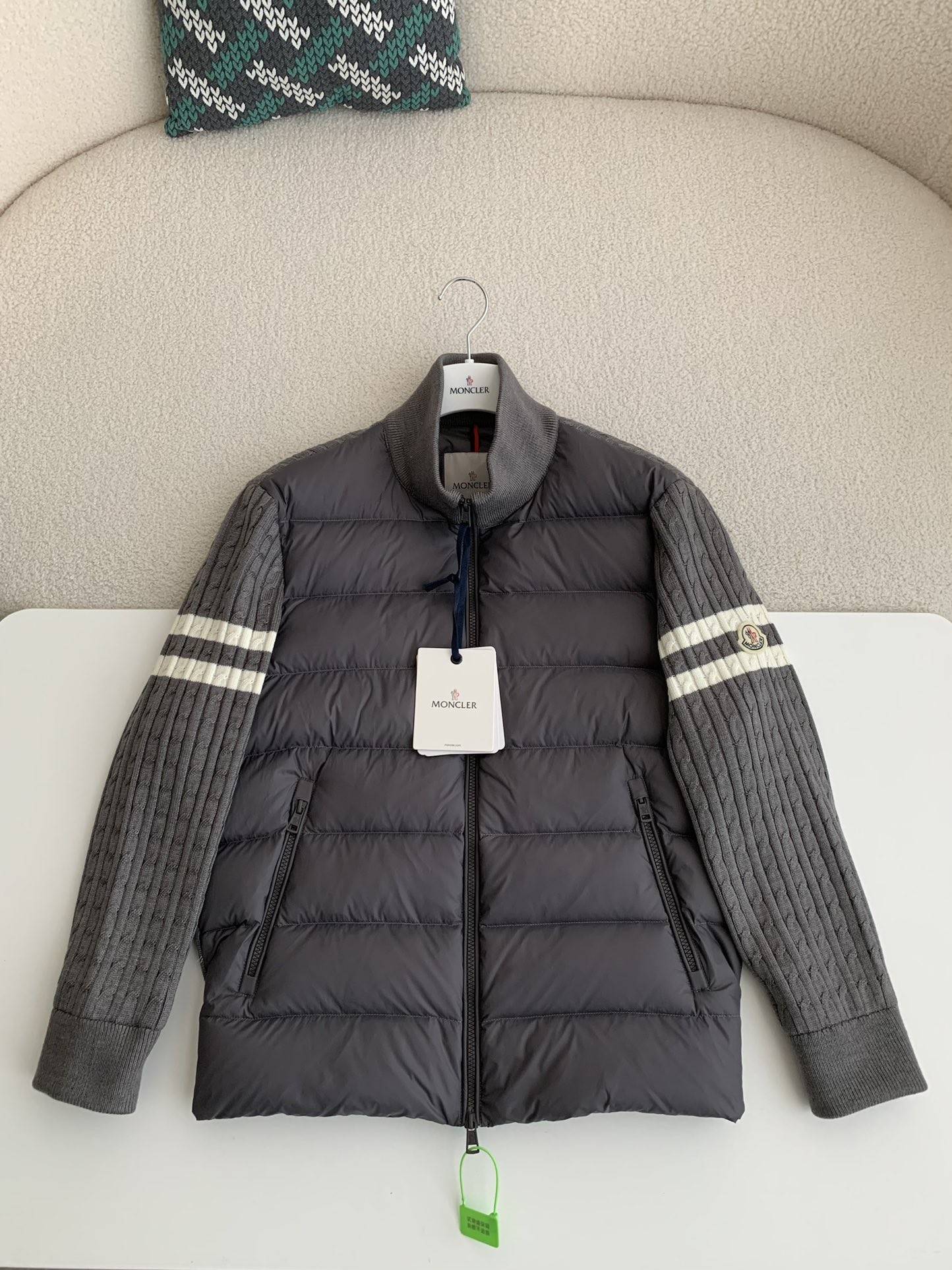 Moncler Short men''s down jacket