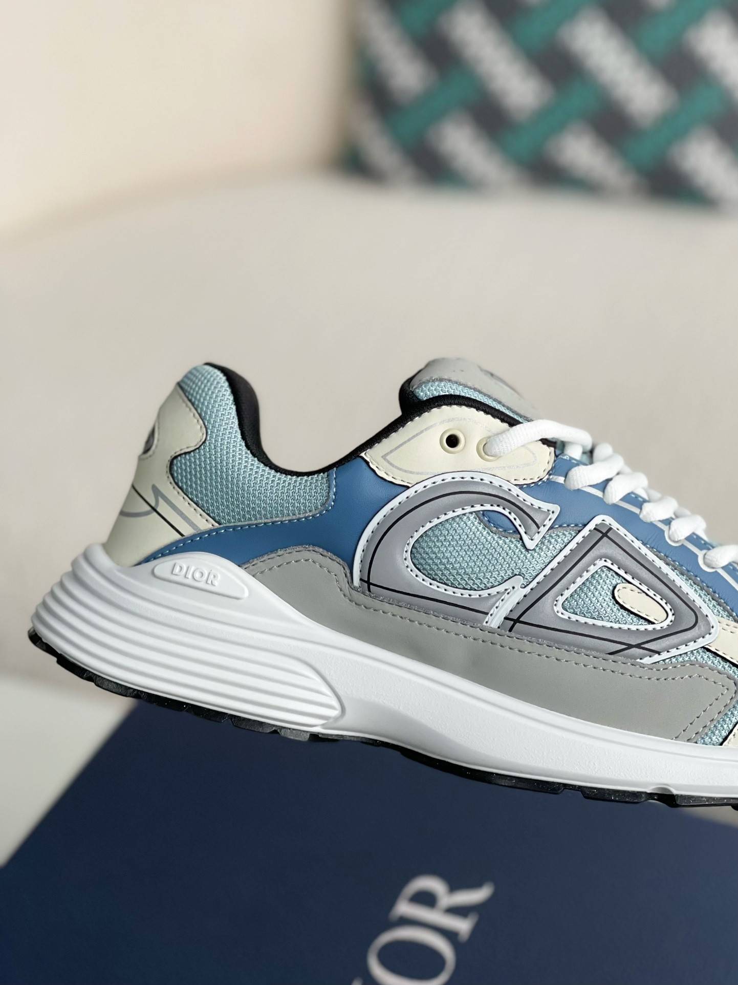 D*OR B30 New Sneaker