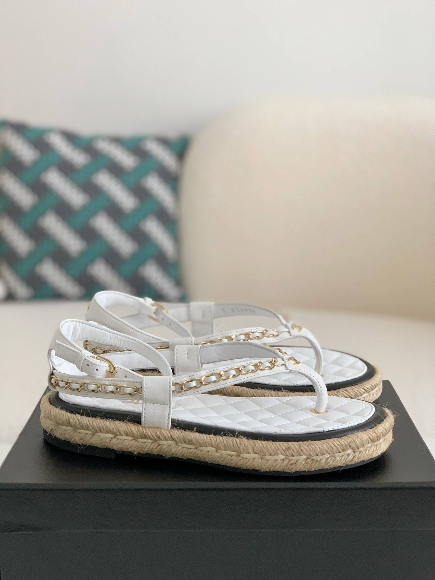 CH*EL Women''s Sandals