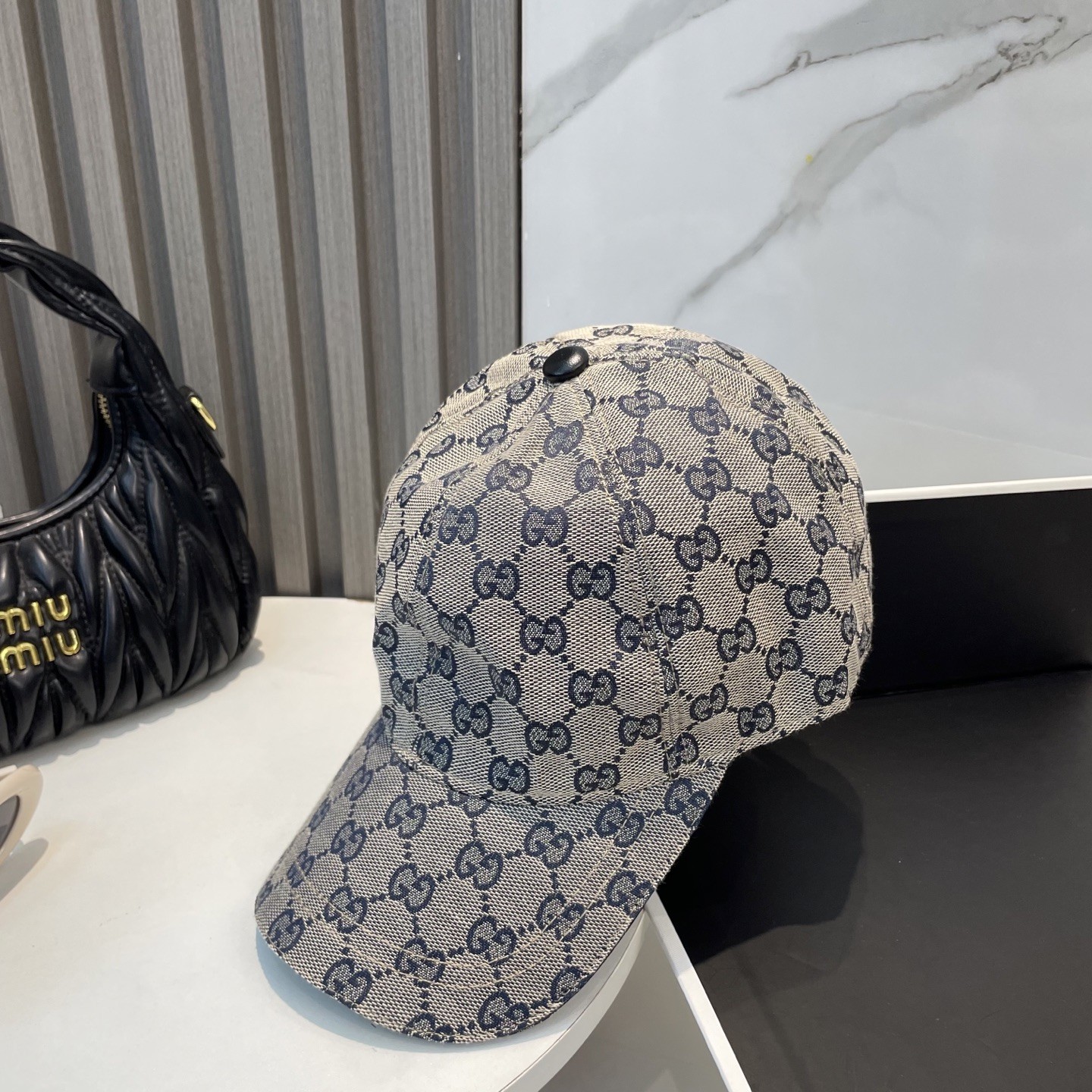 [#4933] G*u*i baseball cap peaked c ap hat